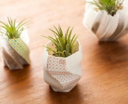 deck-out-3d-printed-vases-with-washi-tape